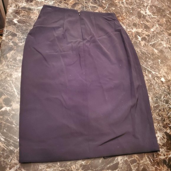 Express casual black skirt - Picture 6 of 6